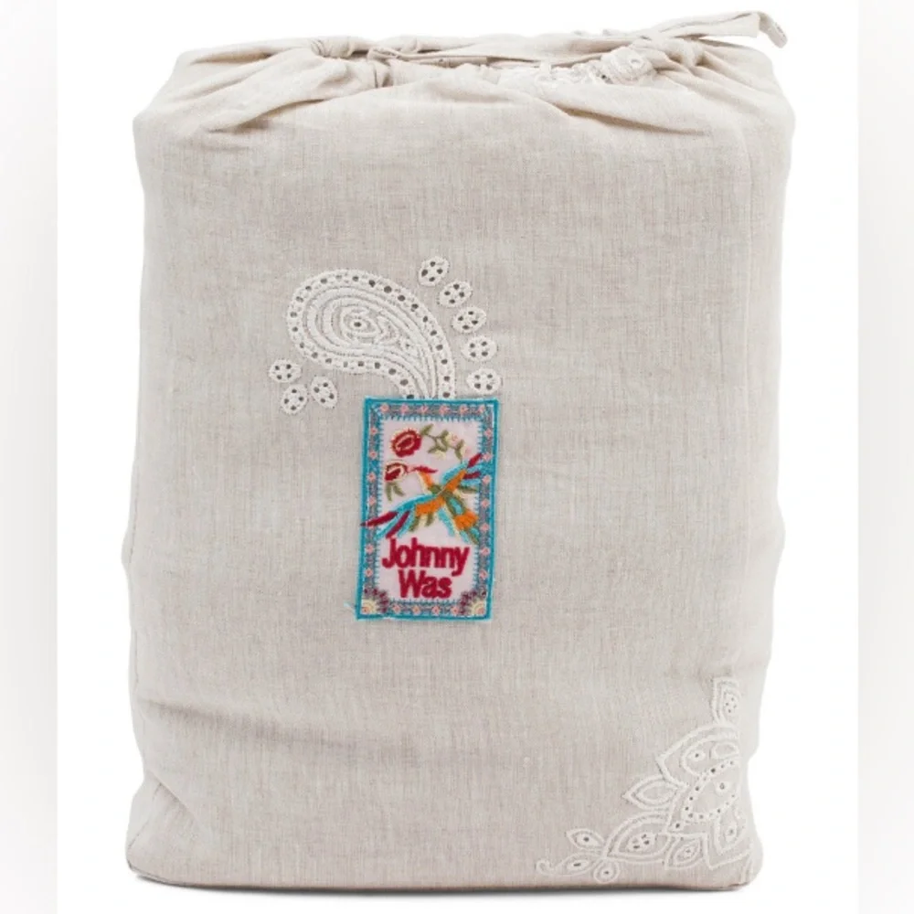 Johnny Was Skyler Eyelet Linen King Duvet Cover in Sand